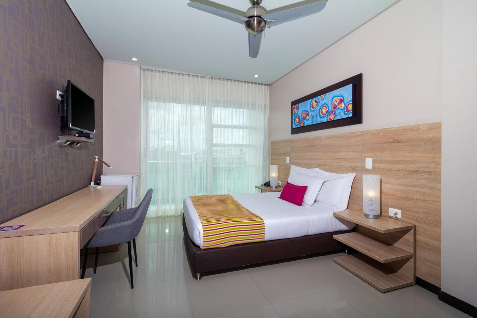 Hotel Baroca Монтерия Экстерьер фото
